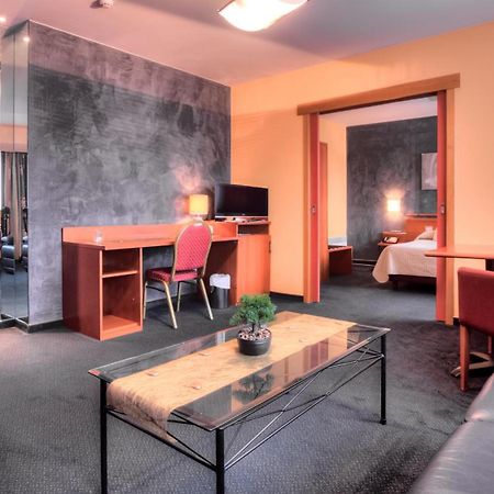 Hotel Tristar La Louvière Kamer foto