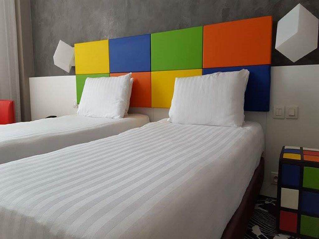 Hotel Tristar La Louvière Buitenkant foto
