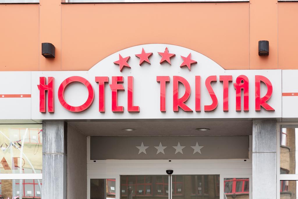 Hotel Tristar La Louvière Buitenkant foto