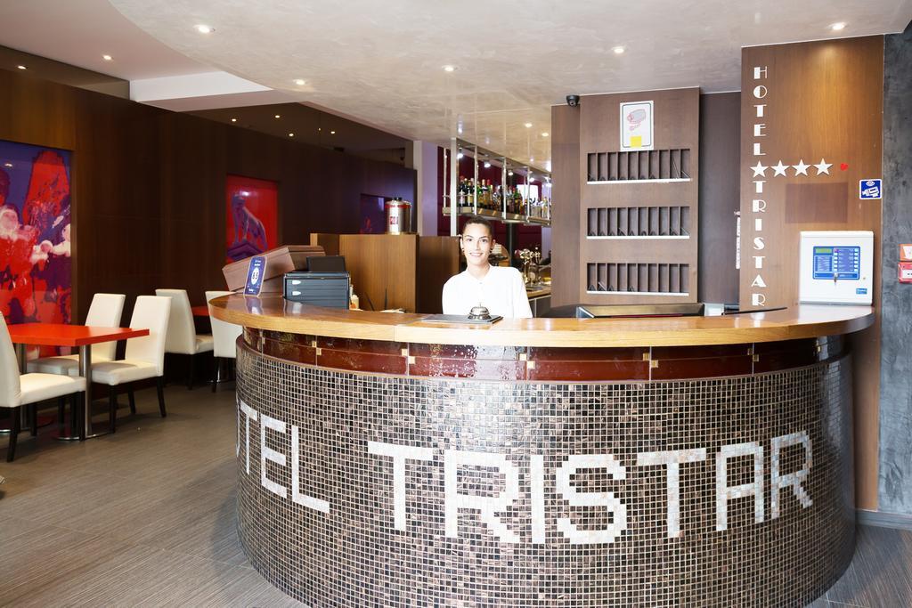 Hotel Tristar La Louvière Buitenkant foto