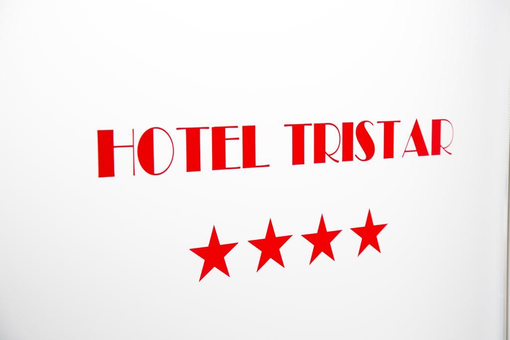 Hotel Tristar La Louvière Buitenkant foto