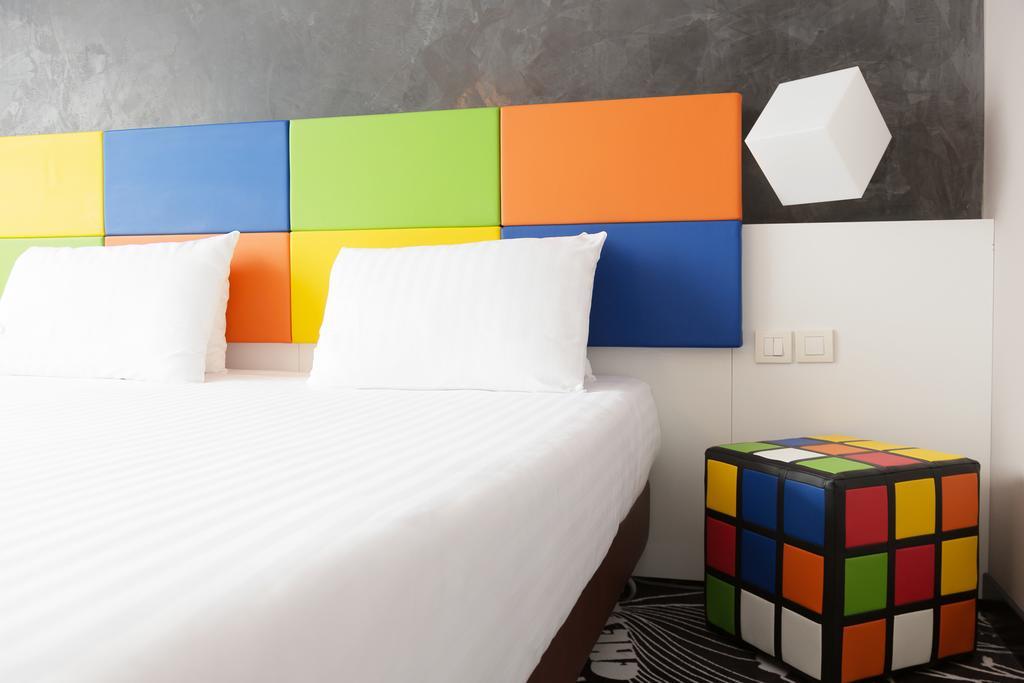 Hotel Tristar La Louvière Buitenkant foto