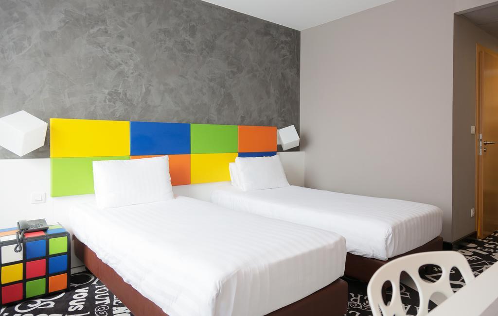 Hotel Tristar La Louvière Kamer foto