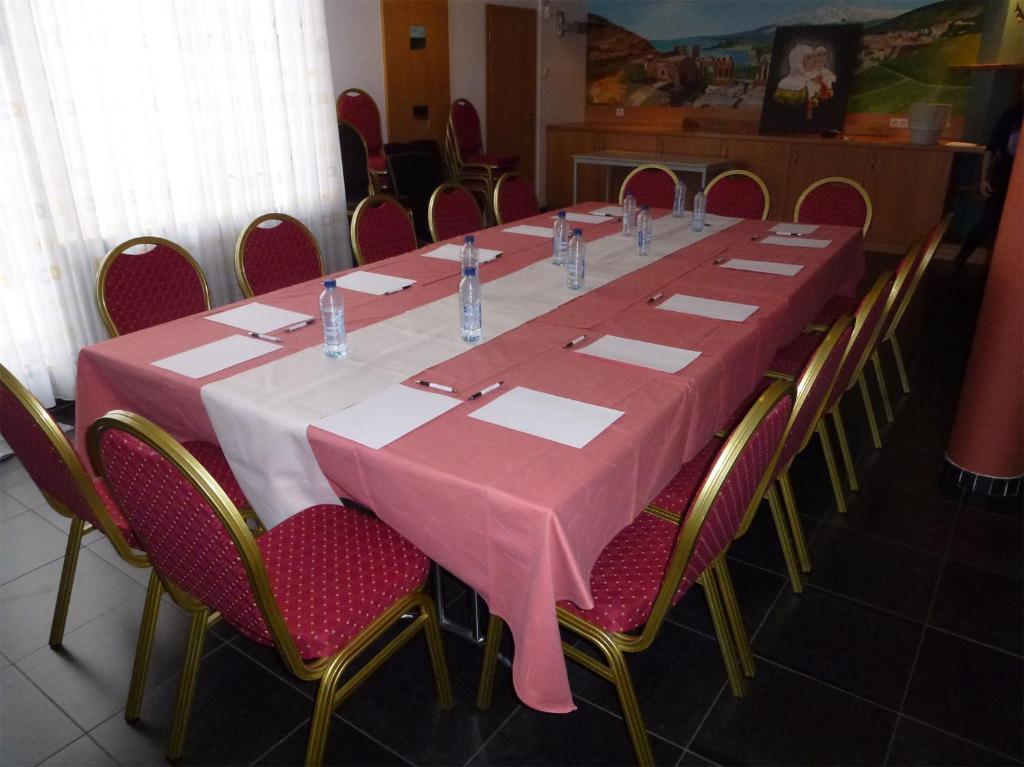 Hotel Tristar La Louvière Buitenkant foto